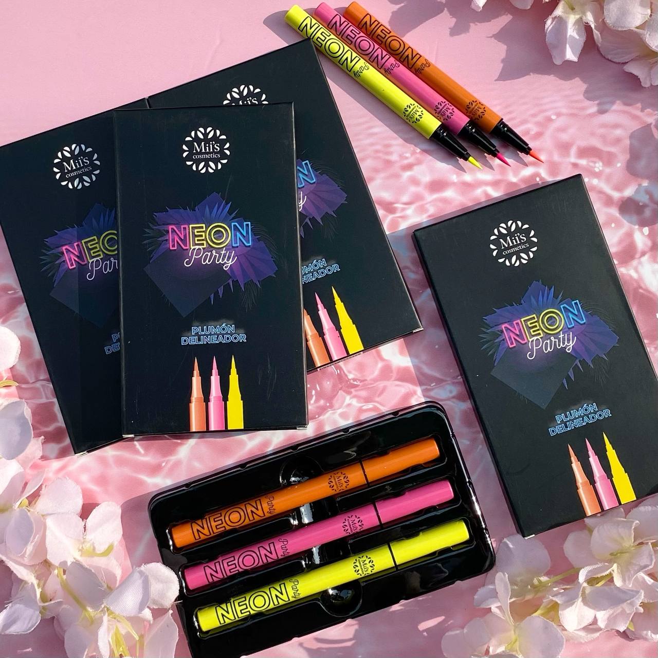💖SET DELINEADORES NEÓN PARTY💖
Original Mii’s Cosmetics🥰