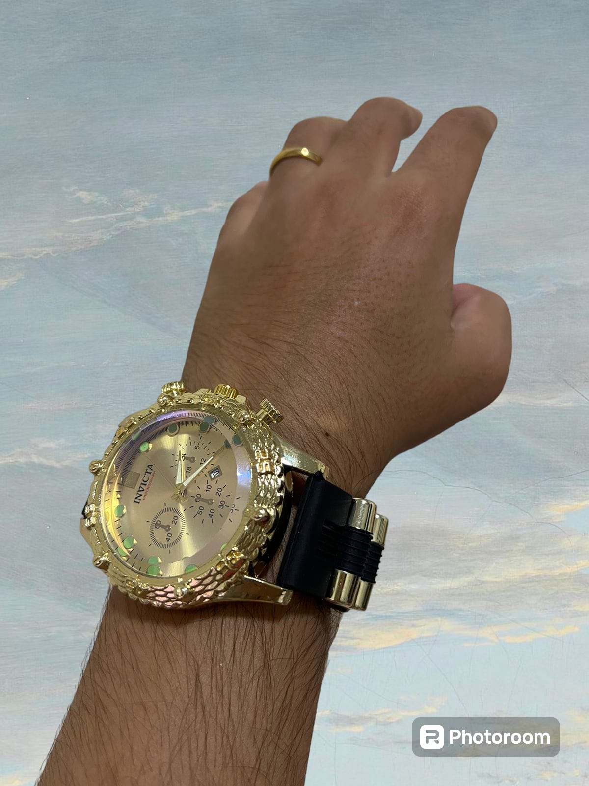 Combo 1 Dia del padre Reloj Invicta + Colonia Spray